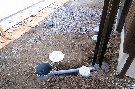 カーポートの排水